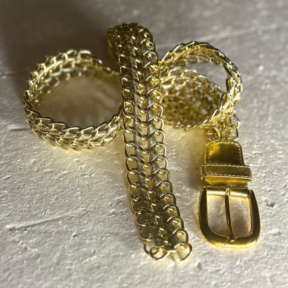 Gold chain buckle belt SZ M Italian Style Chic Bling Dressy Party Timeless 80's